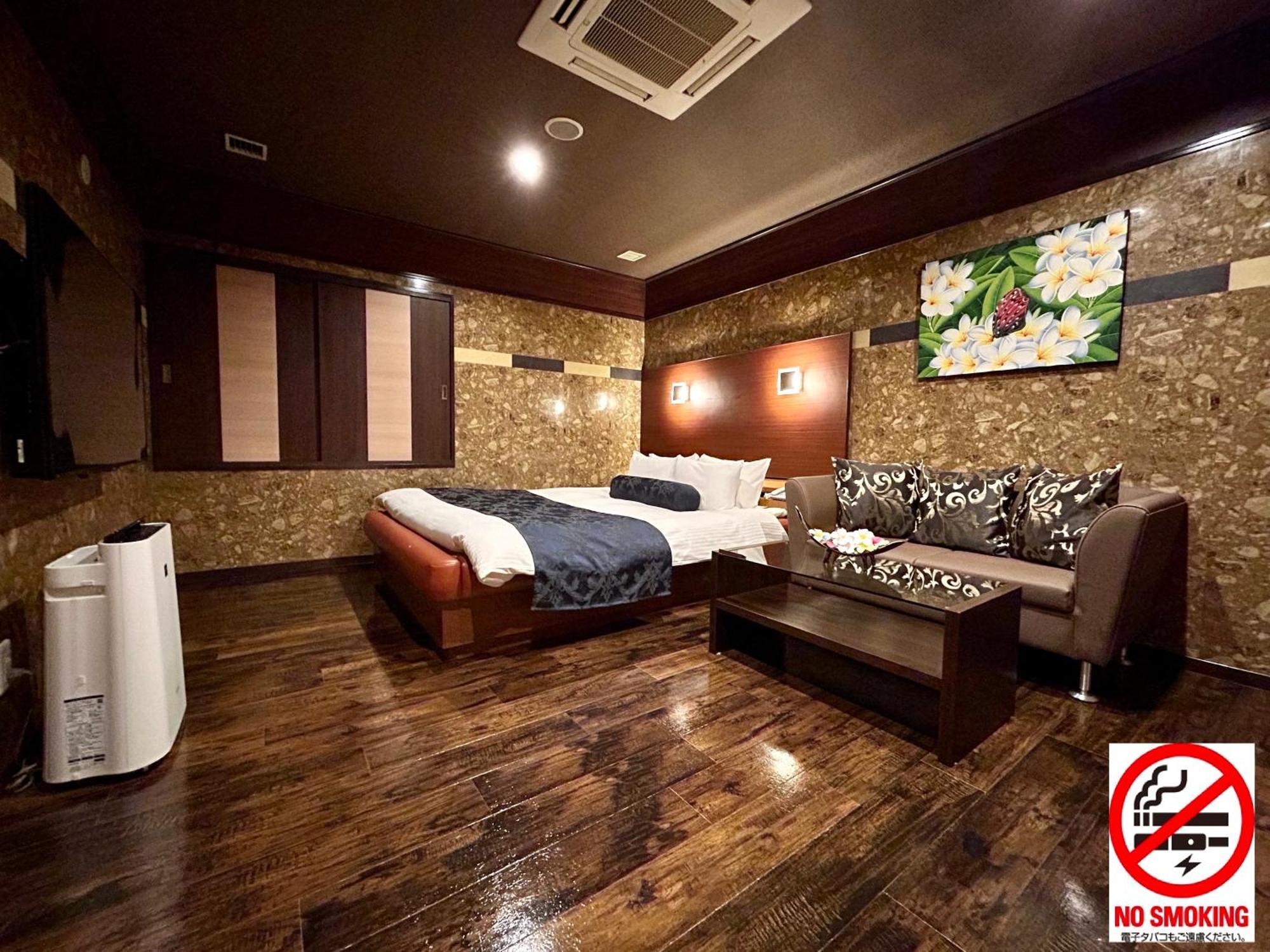 รักโรงแรม Asian Color (adults Only) *