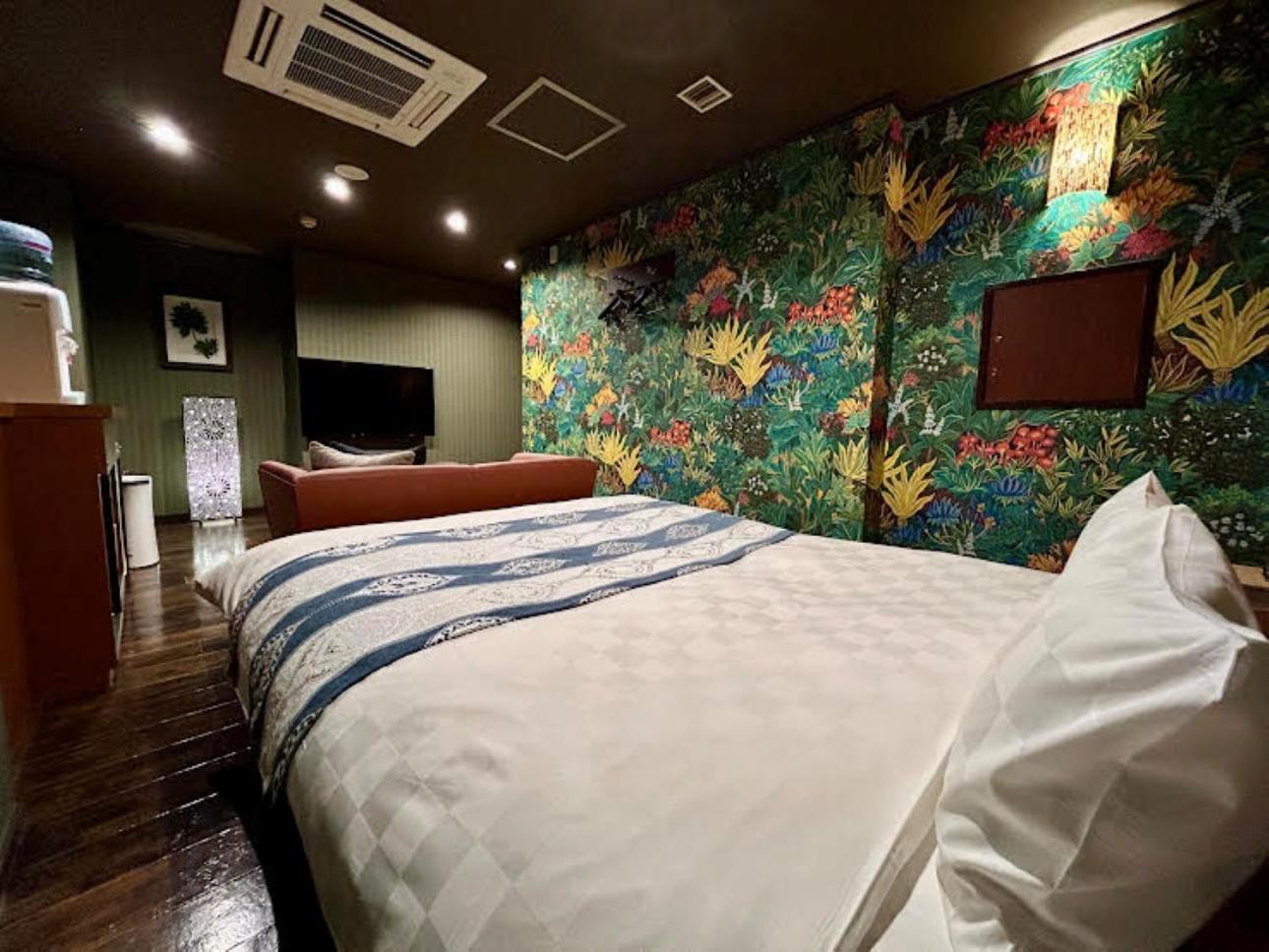 Asian Color (adults Only) โตเกียว